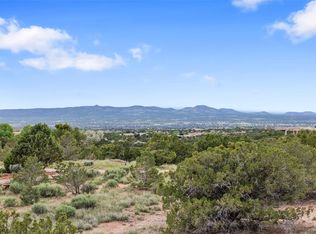 30 Mustang Mesa, Santa Fe, NM 87506