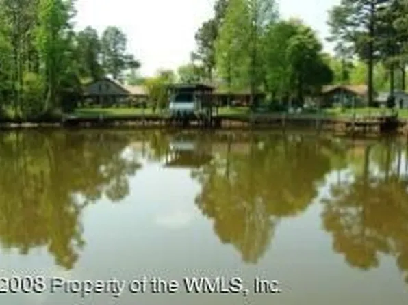 7226 Canal St, Lanexa, VA 23089