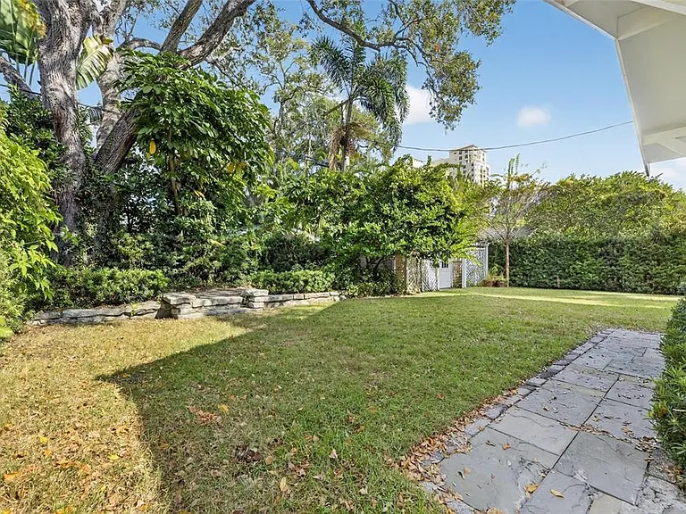 3003 W Harbor View Ave — Photo 82