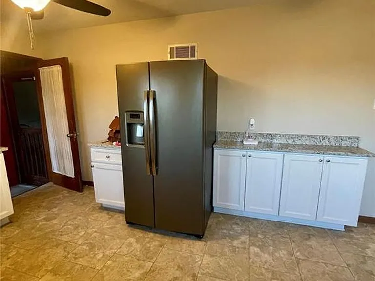 8501 Grantshire Ln — Photo 8