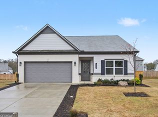 135 Marion Dr, Cartersville, GA 30120