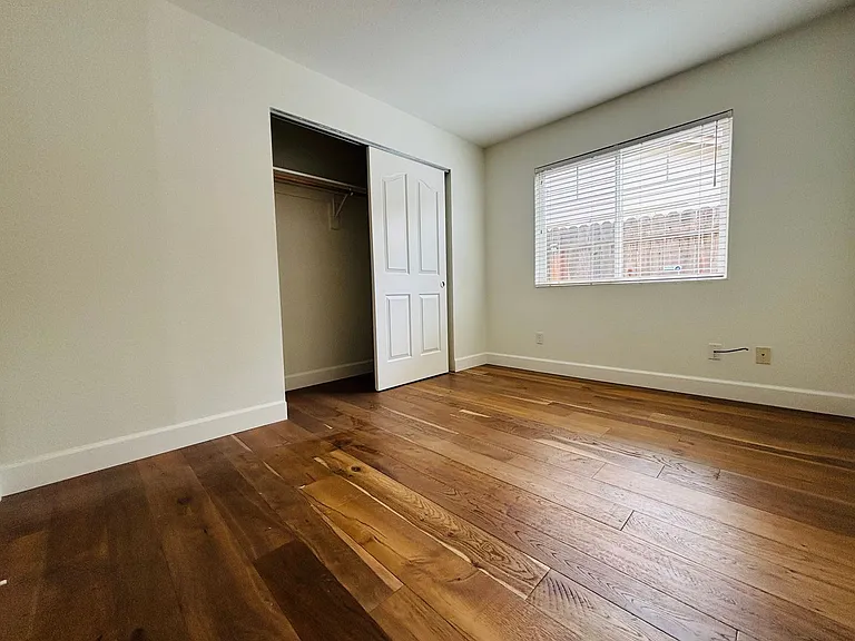 979 Seabough Ct — Photo 9