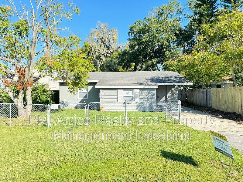 1st image of 2240 Jungle St