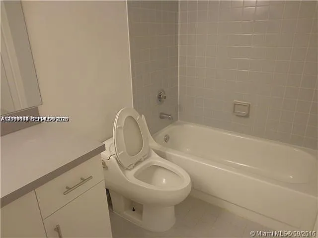 540 S Park Rd #159 — Photo 8