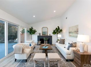 19727 Gresham St, Northridge, CA 91324