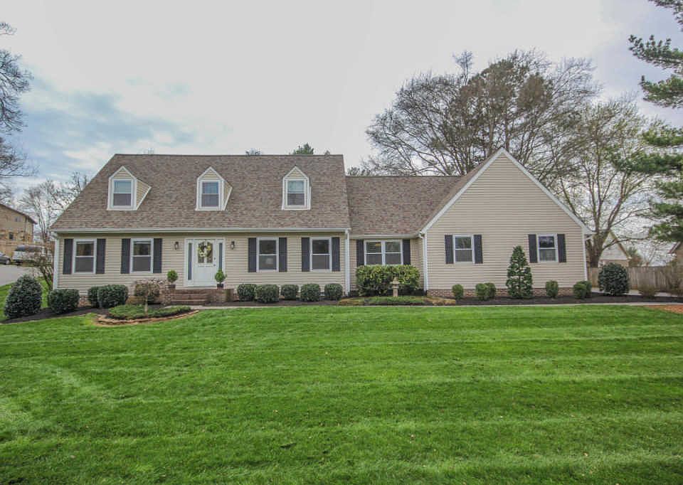 1st image of 2105 Wakefield Cir