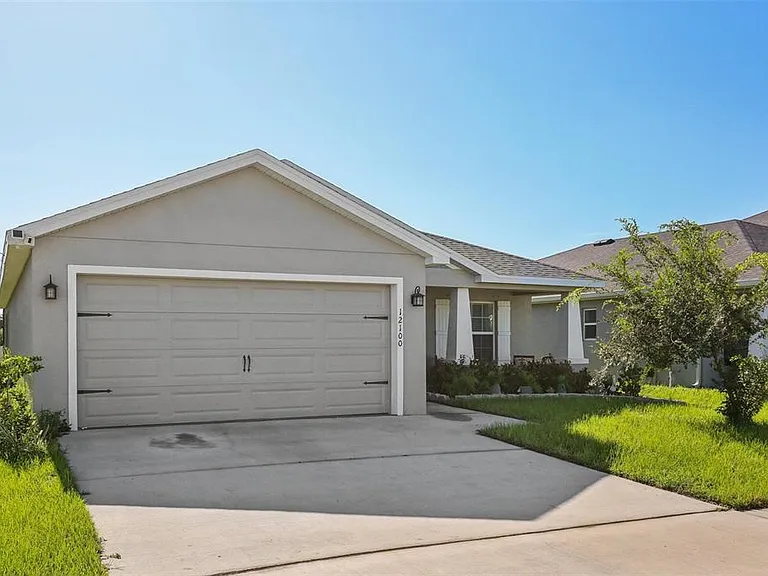 12100 Stone Pine St — Photo 2
