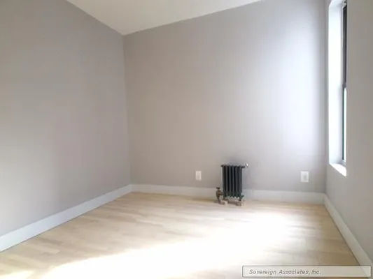 Rented by Sovereign Associates | media 12