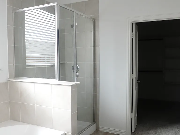 1618 Glacier Dr — Photo 14