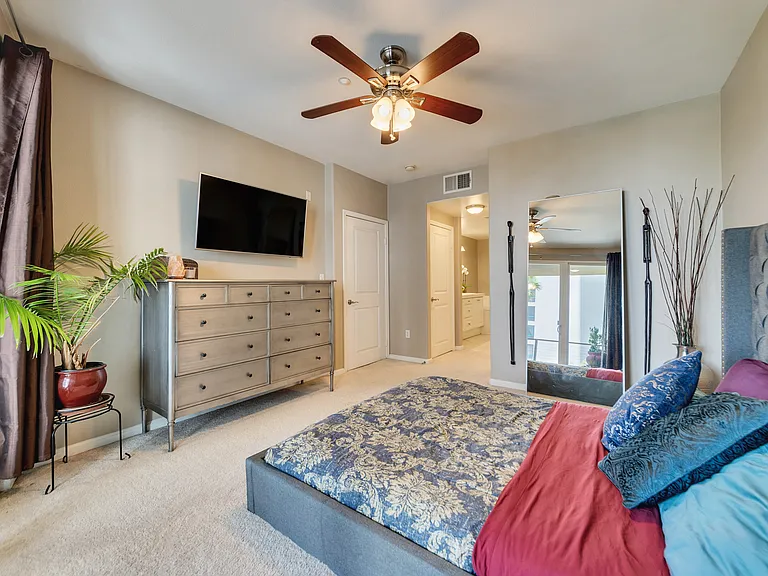 1400 E Ocean Blvd #2304 — Photo 6