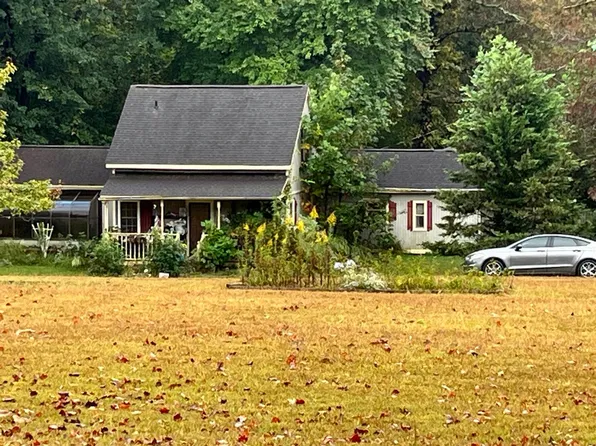 317 Pink Dill Mill Rd, Greer, SC 29651