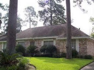 1210 Glouchester Ln, Houston, TX 77073