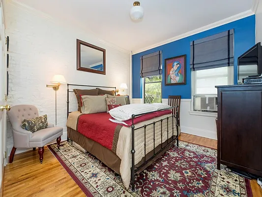 Sold by Sotheby's International Realty | media 5