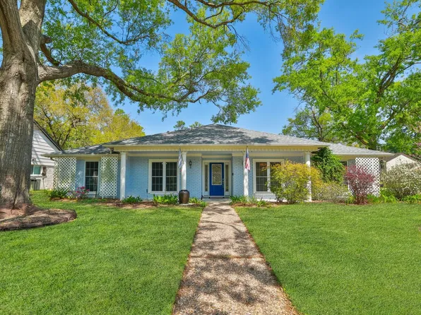 18002 Bambridge Dr, Houston, TX 77090