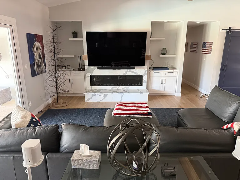 6730 E Voltaire Ave — Photo 3