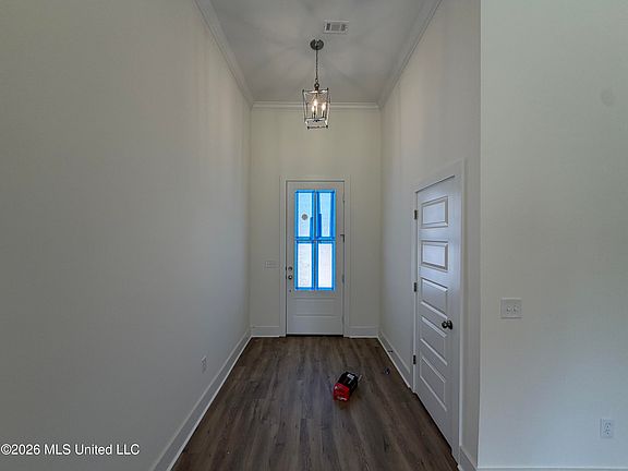 3rd image of 344 Brookfield Cir