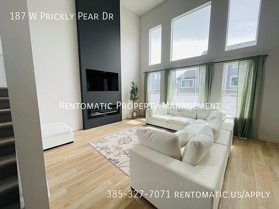 5th image of 187 W Prickly Pear Dr