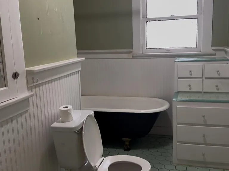 1721 Rodney Dr #2 — Photo 3