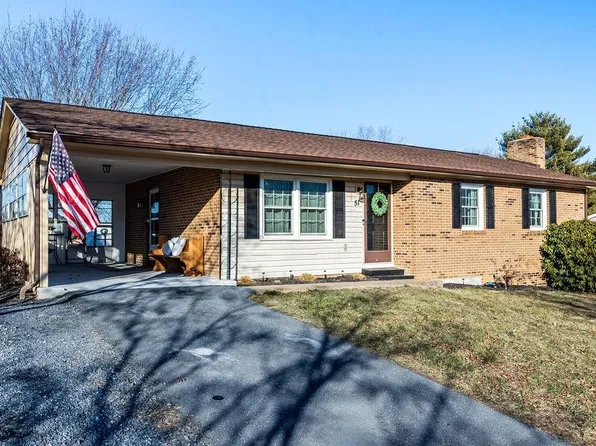 51 River View Dr, Verona, VA 24482