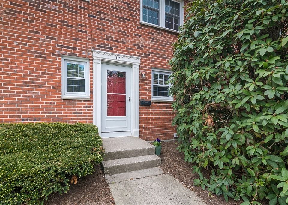 1st image of 540 Granby Rd #67