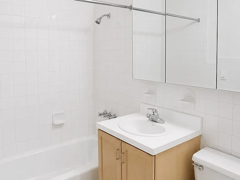 42 W 83rd St #4A — Photo 6
