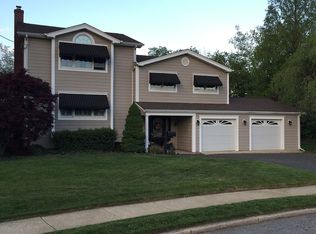 1225 Turf Dr, Oceanport, NJ 07757