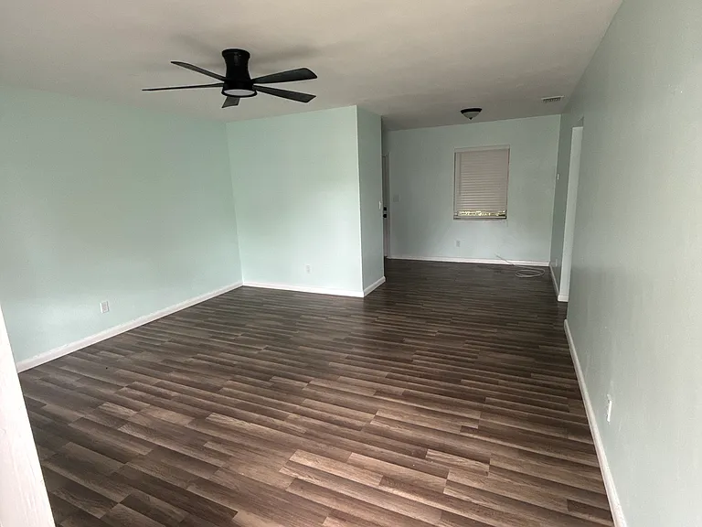 2247 Taylor St — Photo 14