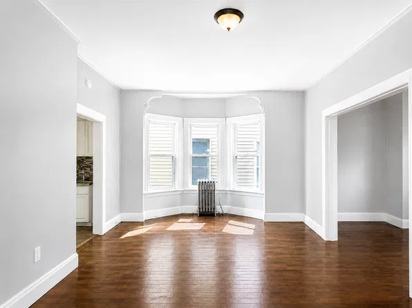 97 Brown Pl #Sf, Jersey City, NJ 07305