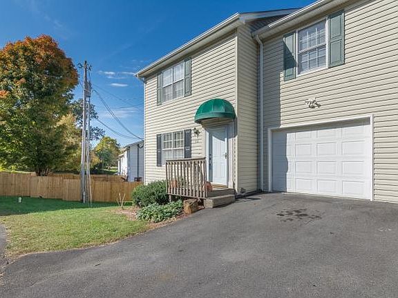 3rd image of 118 Glenstone Ct #118
