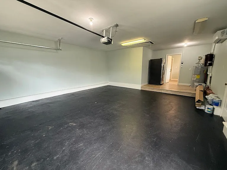 420 Dolphin St — Photo 31