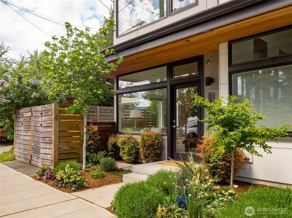 852 NE 89th Street, Seattle, WA 98115