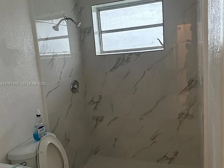 53 NW 169th St #53 — Photo 8