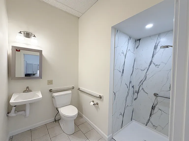 43 Main St #1A — Photo 7