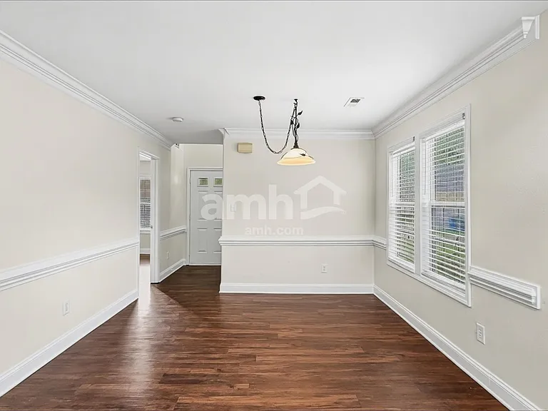 5899 Culloden Ct — Photo 5