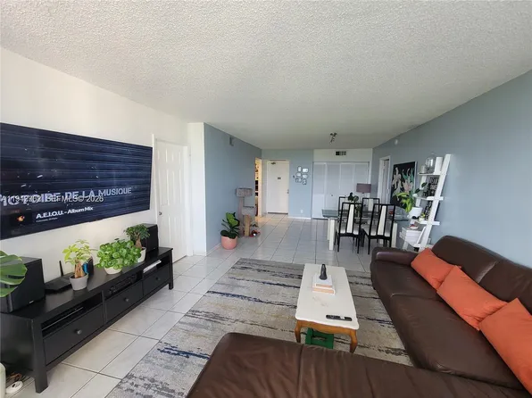 20301 W Country Club Dr APT 1124, Aventura, FL 33180