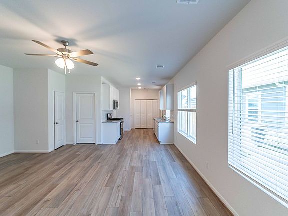 3rd image of 304 Timber Brook Dr