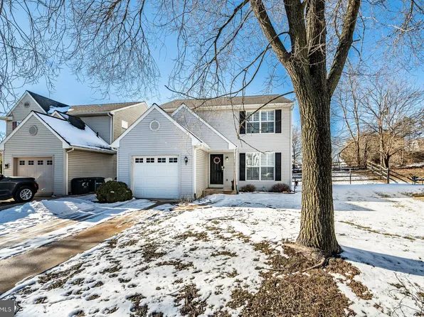 113 Millview Dr, Coatesville, PA 19320