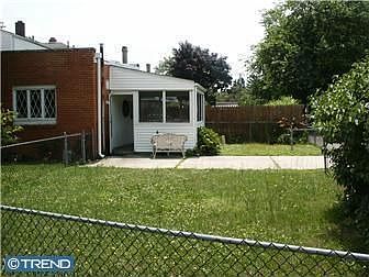 2nd image of 1462 Liberty St