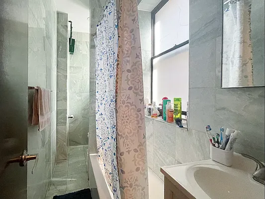 Rented by Nolita Group | media 16