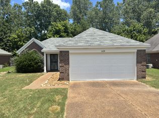 6628 Whitten Grove Dr, Bartlett, TN 38134