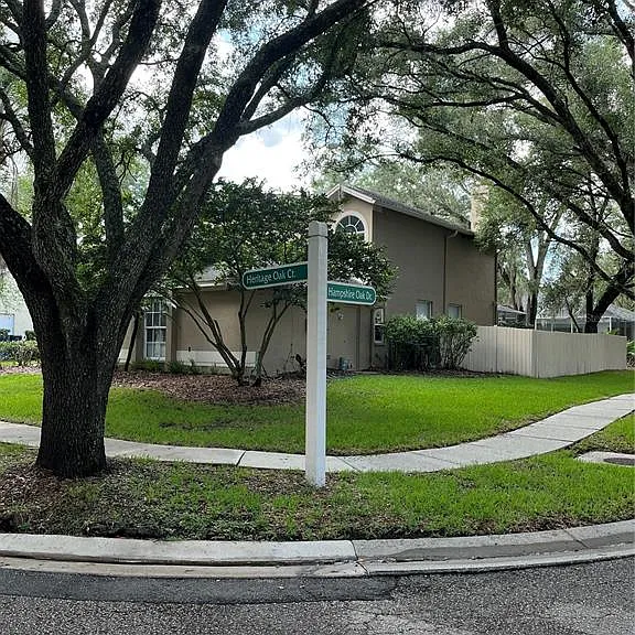 9318 Heritage Oak Ct — Photo 2