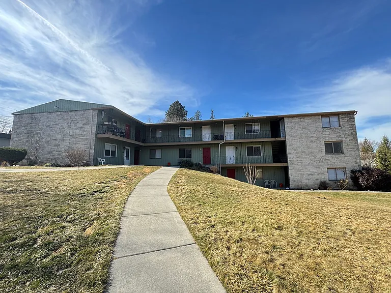 Cedar Terrace Apartments! — Photo 13