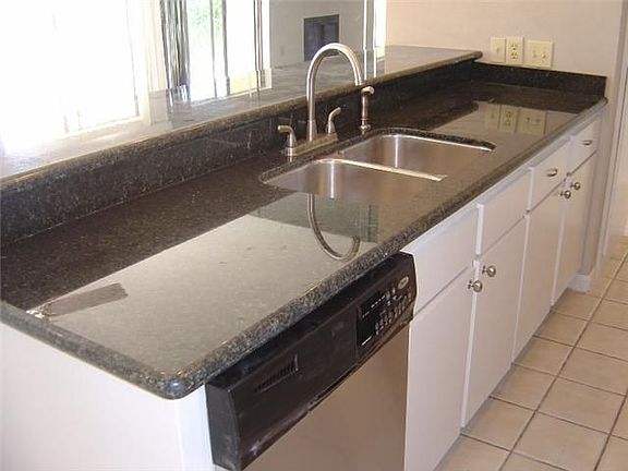 4th image of 18809 Egret Bay Bl #117