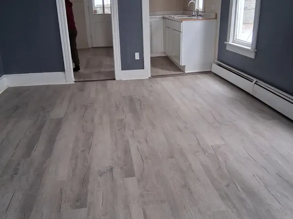 63-65 Williams Ave, Carbondale, PA 18407