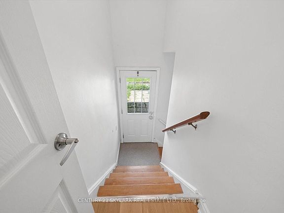 2nd image of 18 Jodphur Ave #Basement