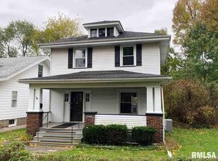 729 Grand Ct, Davenport, IA