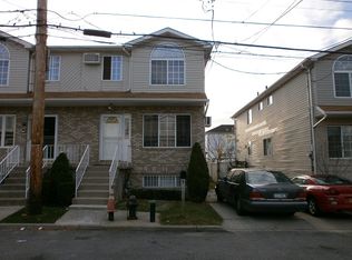 10 Bergen Beach Pl, Brooklyn, NY 11234