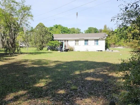 2607 NE 140th St, Citra, FL 32113