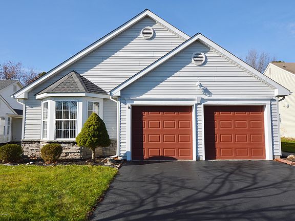 2nd image of 3605 Vicari Ave