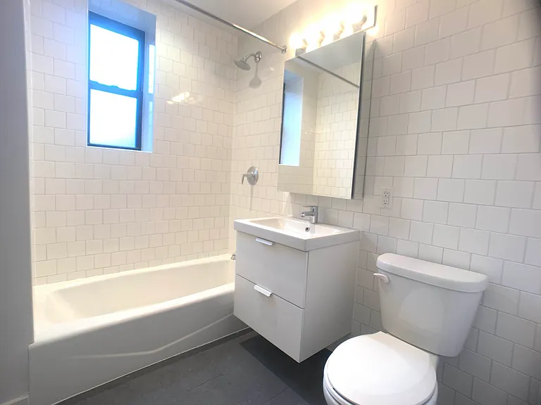 3971 Gouverneur Ave #5EE — Photo 13
